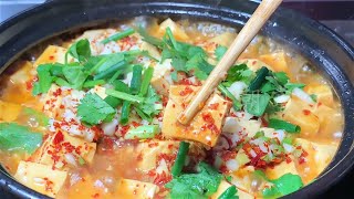 The Chinese New Year dinner table cannot be without this clay pot tofu, which is simple to mak