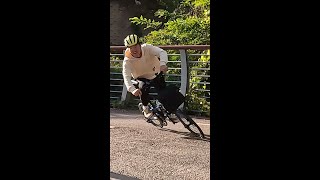 Minivelo cornering