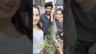 Ashika Ranganath with Family(2)