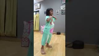 keisha latihan nge dance