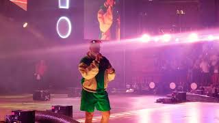 Bad Bunny cantando callaita en vivo FULL HD  Miami Viva Latino