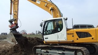 Bagger in Deutschland - Liebherr 926 im Einsatz