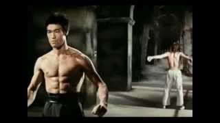 Bruce Lee vs Chuck Norris(Way of the Dragon) HD