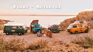 🚐 (Akustik) Flört - Mutluyuz (4K) / Karavan Şarkıları #22 🎶