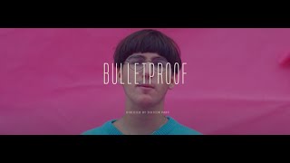 Fredz - Bullet Proof (clip officiel)