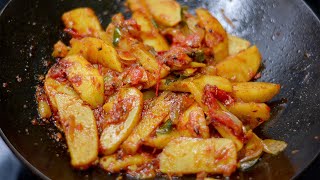 टिफिणसाठी झटपट झणझणीत बटाटा बनवा | Spicy Batata Recipe | Latika Nimbalkar