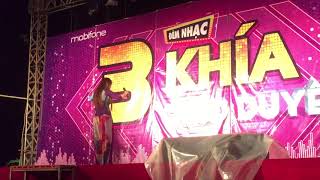 Chiều Lên Bản Thượng || Phi Nhung hát live dưới mưa mới nhất