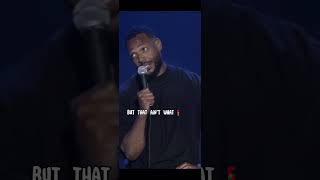 That was 2Pac Walk🤣#comedy #funny #marlonwayans #standupcomedy #hilarious #jokes #viral ￼