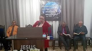 Missionária Matilde Marina ministrando em Salmos 23. O bom pastor.