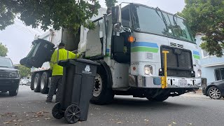 Roaring Recology San Francisco Split Body Heil Garbage Truck on Norcal Waste Toters + Bonus Footage