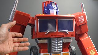 [Unboxing] Robosen- Transformers Auto Converting Optimus Prime