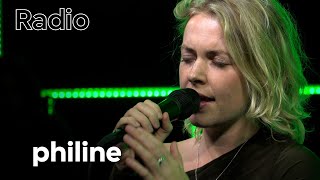 philine - 'getting used to' \u0026 'confused' Live at 3FM (VoorAan)