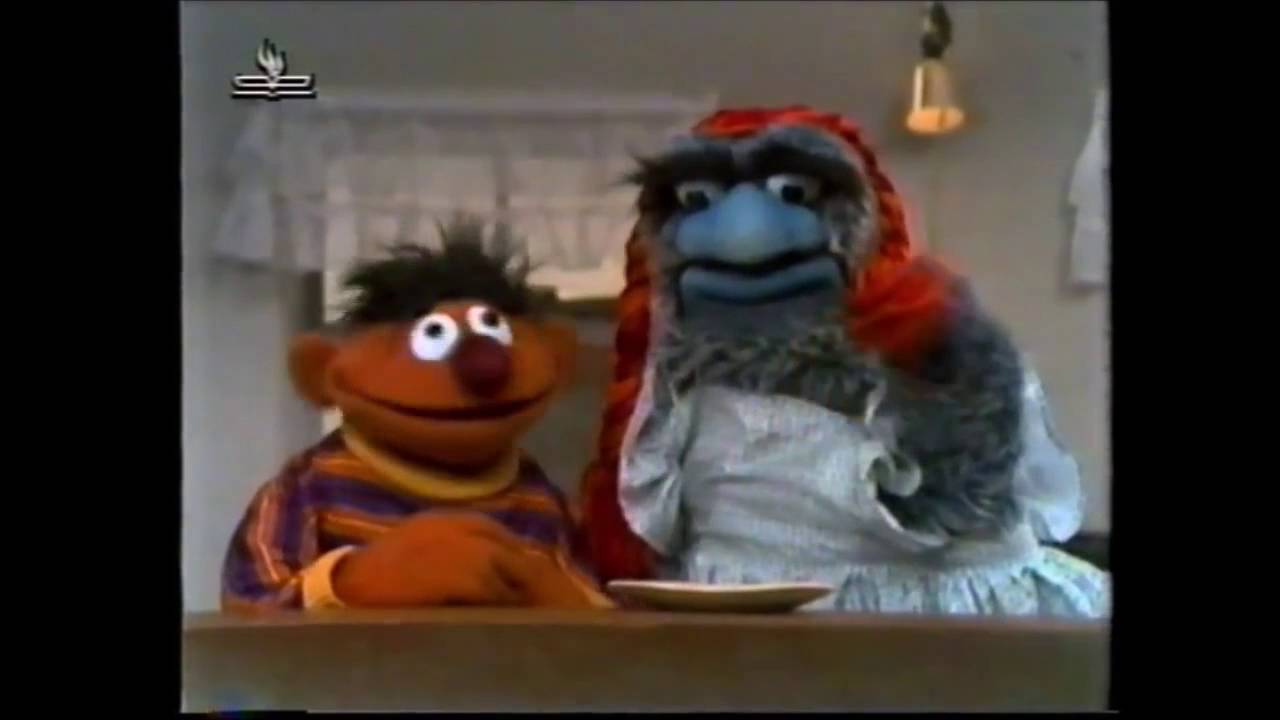 Sesame Street Beautiful Day Monster Steals Bert's Cookies (Hebrew ...