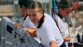 Princess Leonor at the Naval Military School and some notes on the female cap