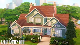 I built this house for a LARGE family 🤩 (Sims 4 Speed Build)