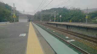 683系4000番台＋2000番台サンダーバードおごと温泉駅通過