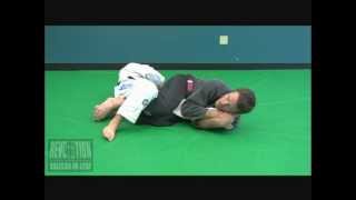 Kneebar From Knee Cut Pass