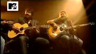 Agnee-Aahatein-_The-splitsvilla-4-Theme-song_-unplugged-live-feat.flv