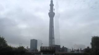 梅雨空の東京スカイツリー