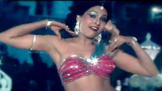 Jitne Ghungroo Chadhe hai - Kavita Krishnamurty, Anupama | Hum se Na Takrana | Bollywood Song