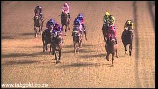 20151030 Greyville Race 7 won by NICKLAUS