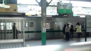 東京メトロ6000系6134F綾瀬駅到着