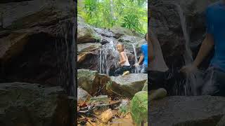 Minum air sungai langsung dari hutan #adventure