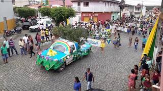 Desfile Cívico em Mairi