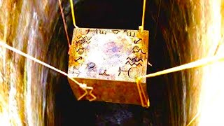 Scientists Just Discovered This 3,500 Year Old Box Next to the Pyramids That Contained This Secret