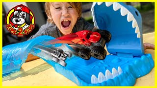 Monster Jam Toy Trucks UNBOXING 📦 Megalodon Race & Chomp Playset (Mini Mystery Series 3 Dragonoid)
