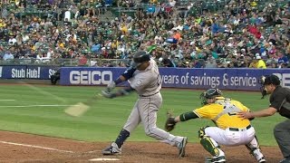 SEA@OAK: Cano extends lead with a two-run smash