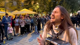 People got emotional when heard this Ukrainian song in Prague - Hey sokoly