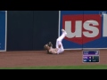 col@sd cordoba makes catch against the wall in left