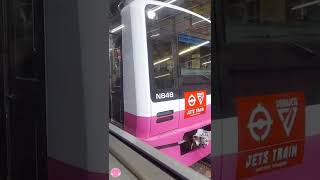 Cute😊, Japanese Train Driver wave to us👋 (可愛い,電車の運転手が私たちに手を振っています) #shorts #japantrain #新京成