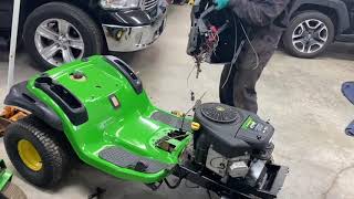 Part 4, LA165 John Deere Lawn Tractor Mower rebuild.