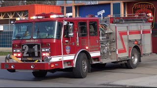 Buffalo Fire, NY - Engine 21 Responding.