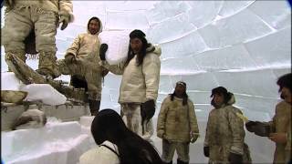 Atanarjuat: The Fast Runner - Igloo Building