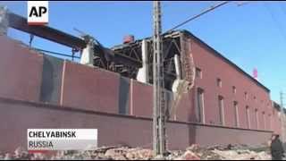 Meteor Explodes Over Russia, Nearly 1,000 Hurt