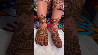 #mehndi दुल्हन की सरल पैर की मोर वाली डिज़ाइन,,,#heena #henna #heenadesign #mehandi