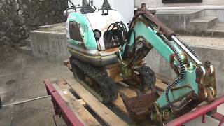 古いジャンクのミニミニユンボをレストア　その１　KOBELCO　SS1/2　(Restore the old junk mini yumbo part1)