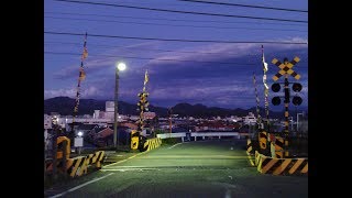 東武桐生線の踏切（新桐生ー相老）群馬県　新桐生駅の近く