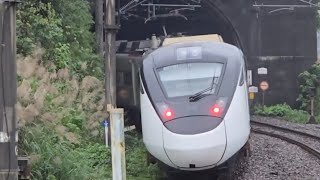 232次樹林發車經由北迴線開往壽豐的EMU3000型十二輛編組EMU3016皮蛋豆腐騰雲號紅色帶新城際自強號列車