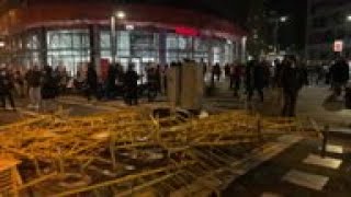 Barricade erected at Barcelona rapper protest