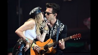 Miley Cyrus and Mark Ronson being unintentionally adorable
