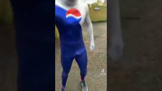 Pepsi vs Coca [Fandub Español]