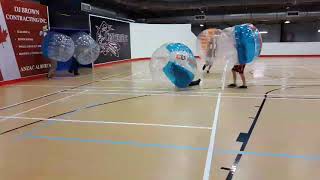 Funny! New sports bubble ball wrestling?? /新しいスポーツ、バブルボール。おもしろビデオカナダから。