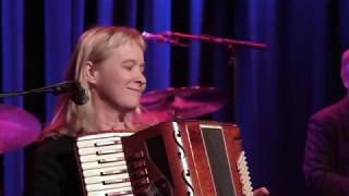 Motherland Live - Halli Reynis og Vigdís