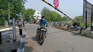 Busy Level Crossing in Single Diesel Line : Indian Railways