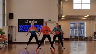 Schudden voor gebruik - KARYO, Revie, Mimi / ZUMBA