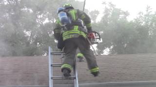 Vertical Ventilation: Firefighting on North Avenue Structure Fire